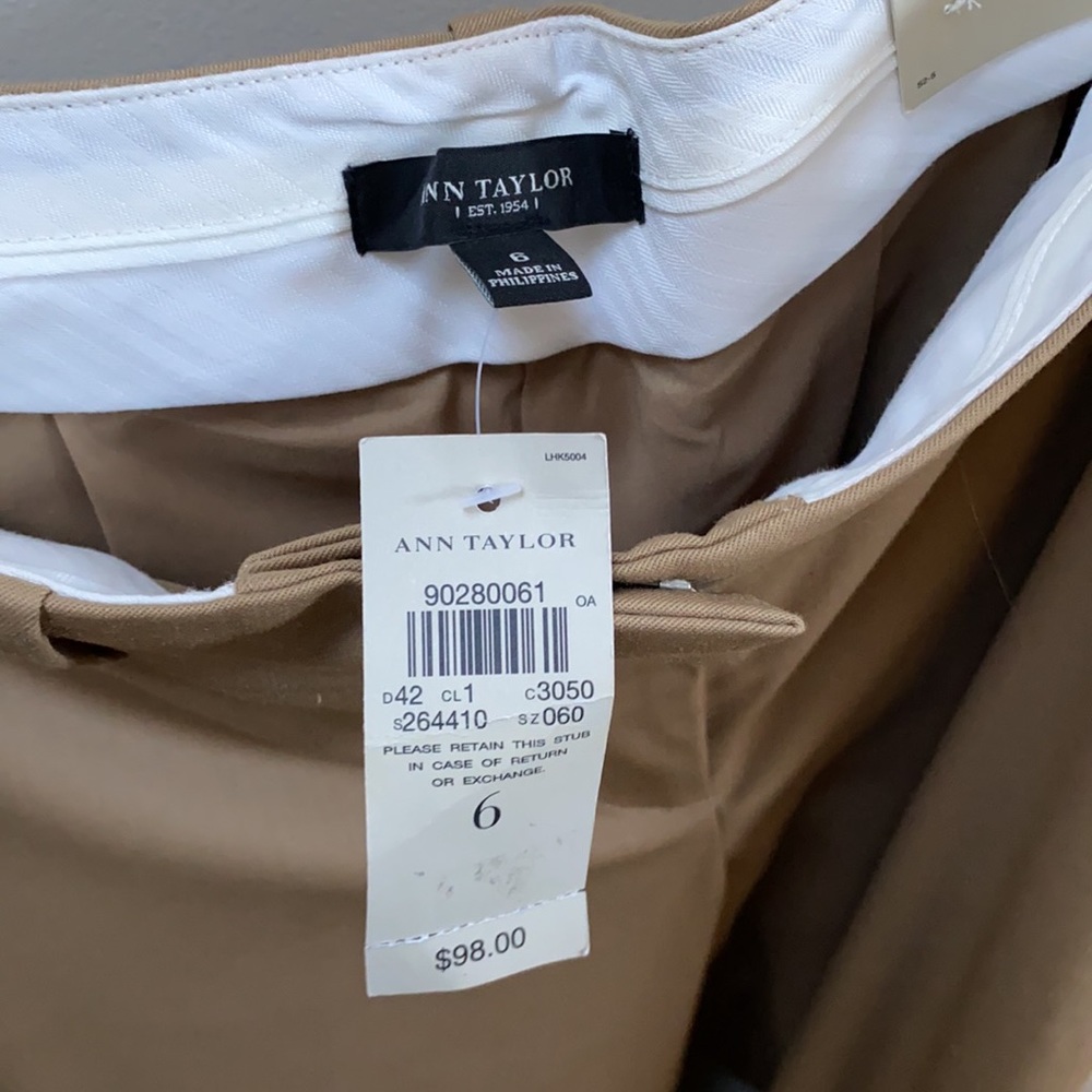 Ann Taylor curvy fit wide leg dress pants - Picture 3 of 3